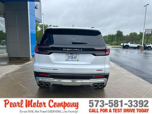 2025 GMC Acadia Denali
