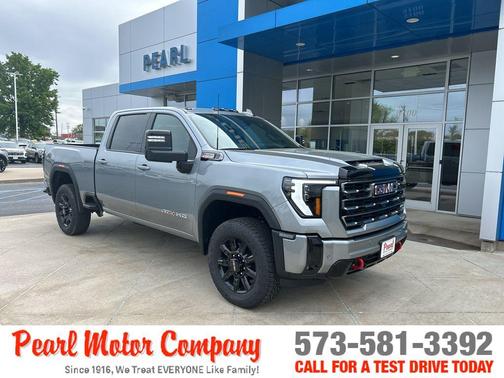 2025 GMC Sierra 2500 AT4