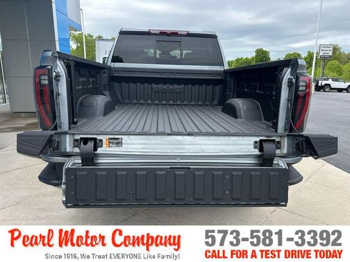 2025 GMC Sierra 2500 AT4