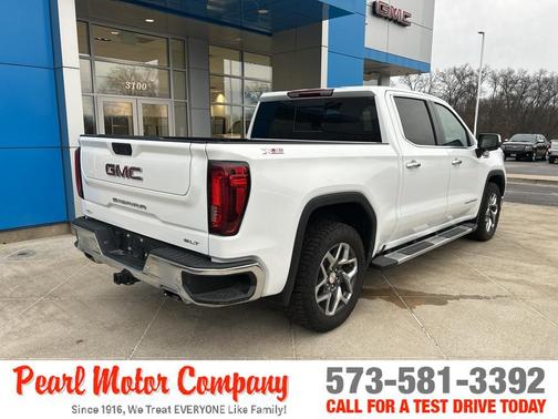 2023 GMC Sierra 1500 SLT