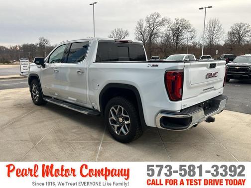 2023 GMC Sierra 1500 SLT