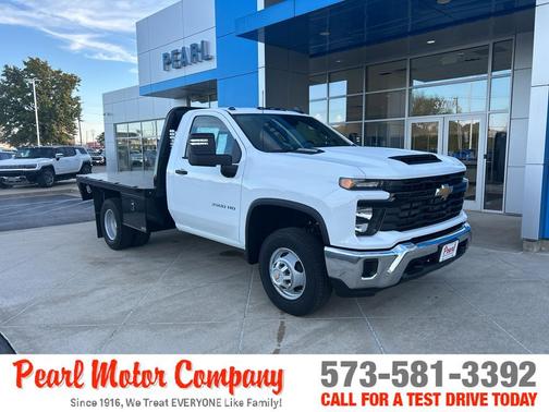 2025 Chevrolet Silverado 3500 WT