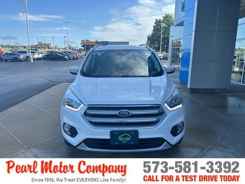 White Platinum Tri-Coat Metallic 2017 Ford Escape Titanium