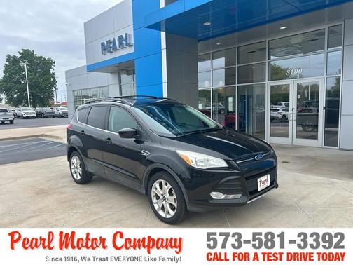 Tuxedo Black 2013 Ford Escape SE