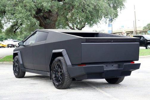 Stainless Steel 2025 Tesla Cybertruck Long Range