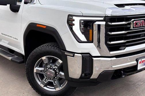 2025 GMC Sierra 2500 SLT