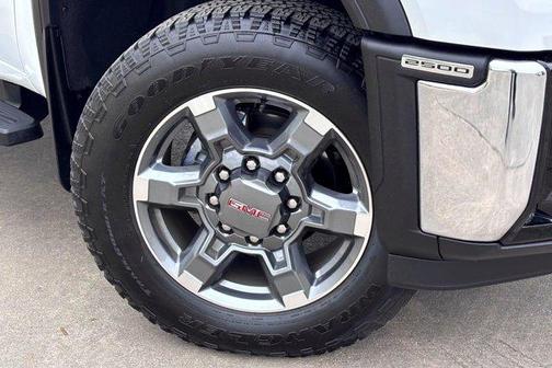 2025 GMC Sierra 2500 SLT