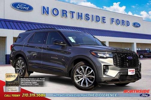 2025 Ford Explorer ST-Line