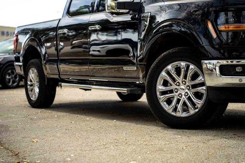 Agate Black Metallic 2025 Ford F-150 XLT