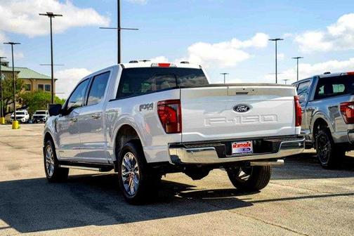 Oxford White 2025 Ford F-150 Lariat