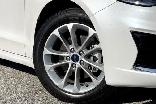 2020 Ford Fusion SEL