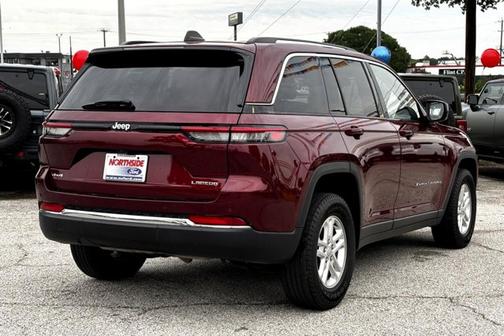 2023 Jeep Grand Cherokee LAREDO