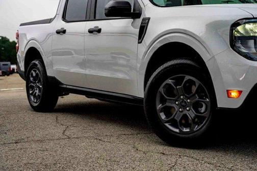 Oxford White 2026 Ford Maverick XLT