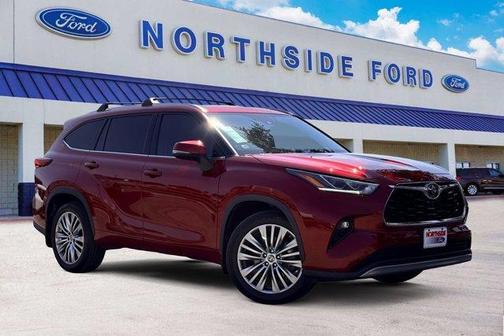 2022 Toyota Highlander Platinum