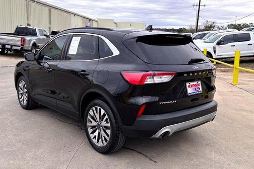 2022 Ford Escape Titanium