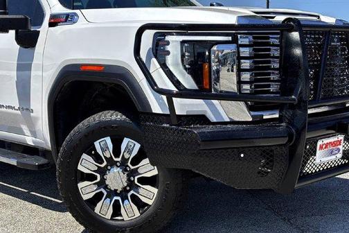 2024 GMC Sierra 2500 Denali