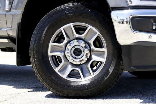 Carbonized Gray Metallic 2024 Ford F-250 Lariat