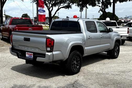 2022 Toyota Tacoma SR