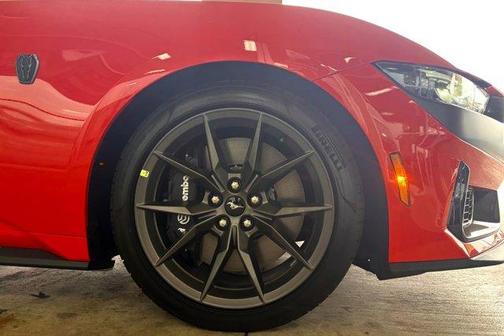 2026 Ford Mustang Dark Horse