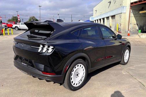 2025 Ford Mustang Mach-E GT