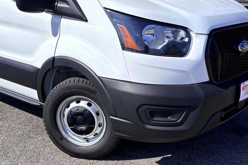2025 Ford Transit-250 148 WB Medium Roof Cargo