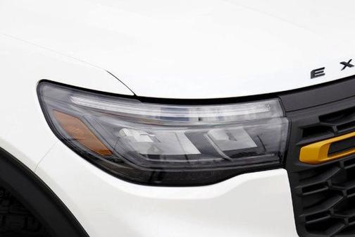 Star White 2026 Ford Explorer Tremor