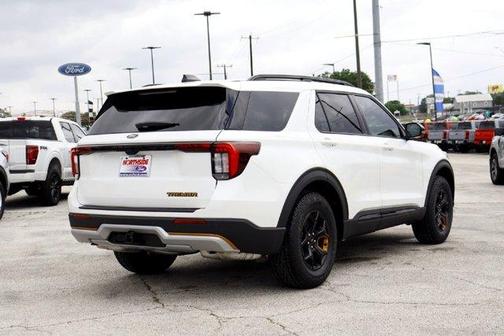 Star White 2026 Ford Explorer Tremor