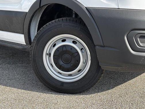 2025 Ford Transit-250 148 WB Medium Roof Cargo