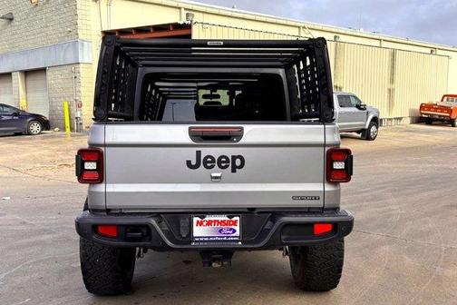 2020 Jeep Gladiator Sport