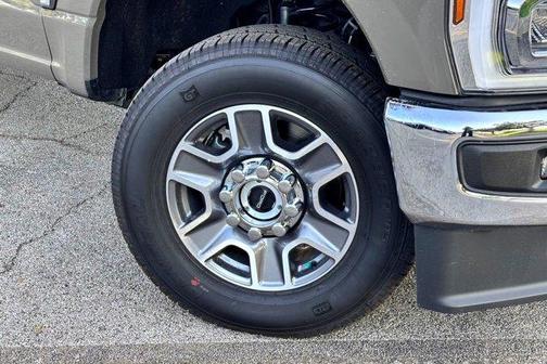 2026 Ford F-350 Lariat Super Duty