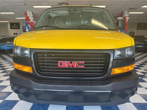 2022 GMC Savana 2500 Work Van