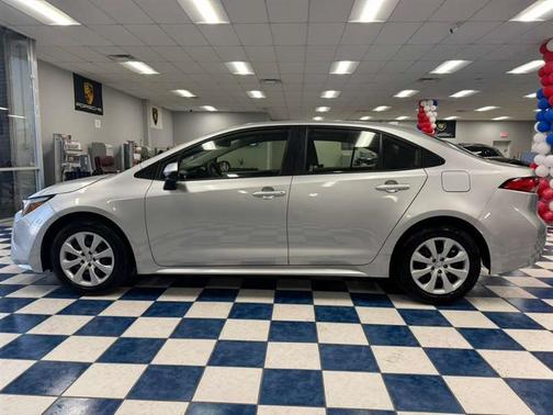 2025 Toyota Corolla Hybrid LE