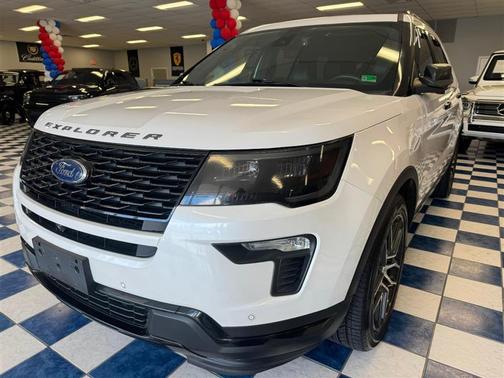 2018 Ford Explorer sport