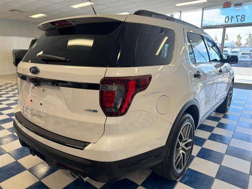 2018 Ford Explorer sport