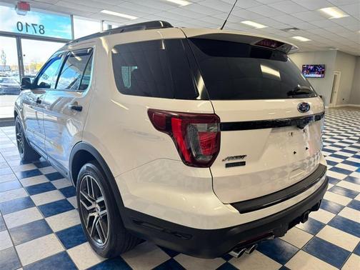 2018 Ford Explorer sport
