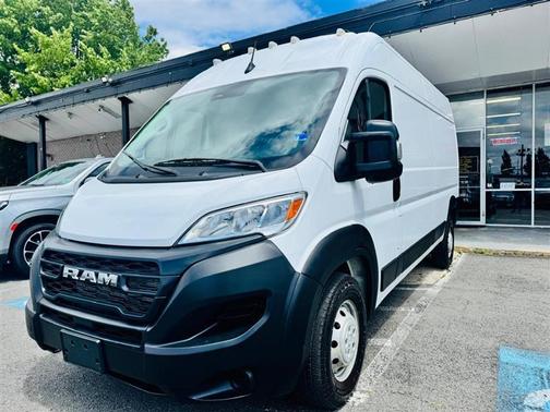 White 2023 RAM ProMaster 2500 High Roof