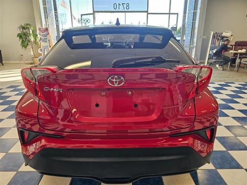 2020 Toyota C-HR XLE