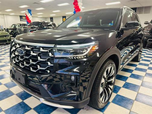 2025 Ford Explorer Platinum