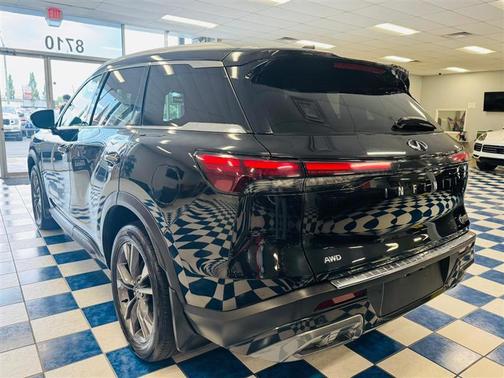 2022 INFINITI QX60 Luxe