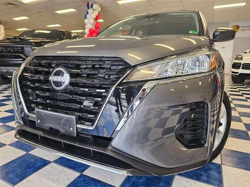 2023 Nissan Kicks S