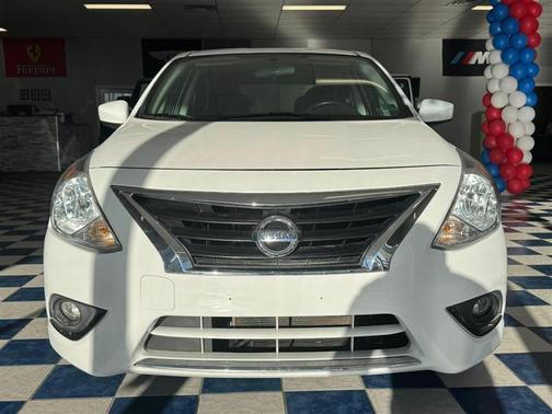 2017 Nissan Versa 1.6 SV