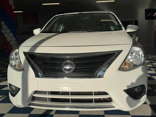 2017 Nissan Versa 1.6 SV