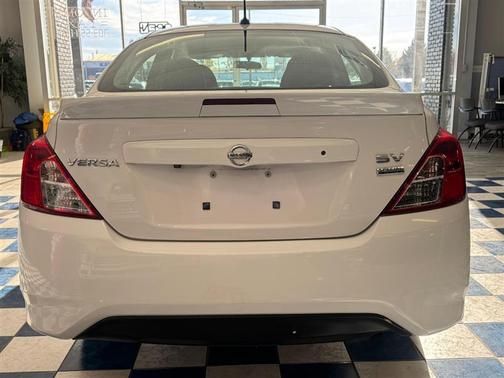 2017 Nissan Versa 1.6 SV