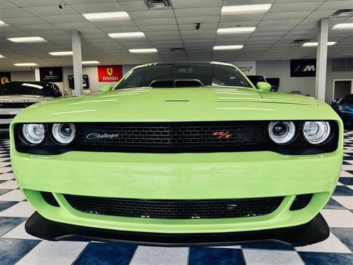 Green 2015 Dodge Challenger R/T Shaker