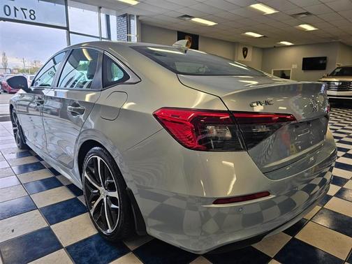 2022 Honda Civic Touring