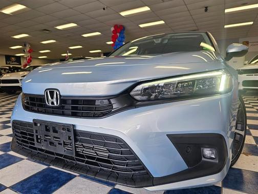 2022 Honda Civic Touring