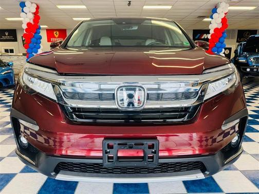 2022 Honda Pilot Touring 8-Passenger