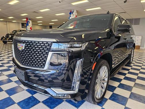 2023 Cadillac Escalade ESV Luxury