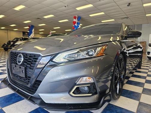 2022 Nissan Altima 2.5 SR
