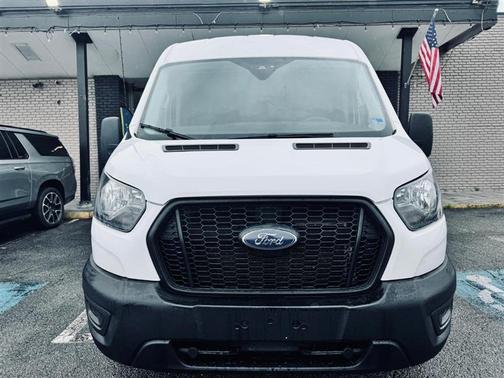 White 2023 Ford Transit-250 MR 148 WHEELBASE PFDI 10-SPEED TRANSMISSION